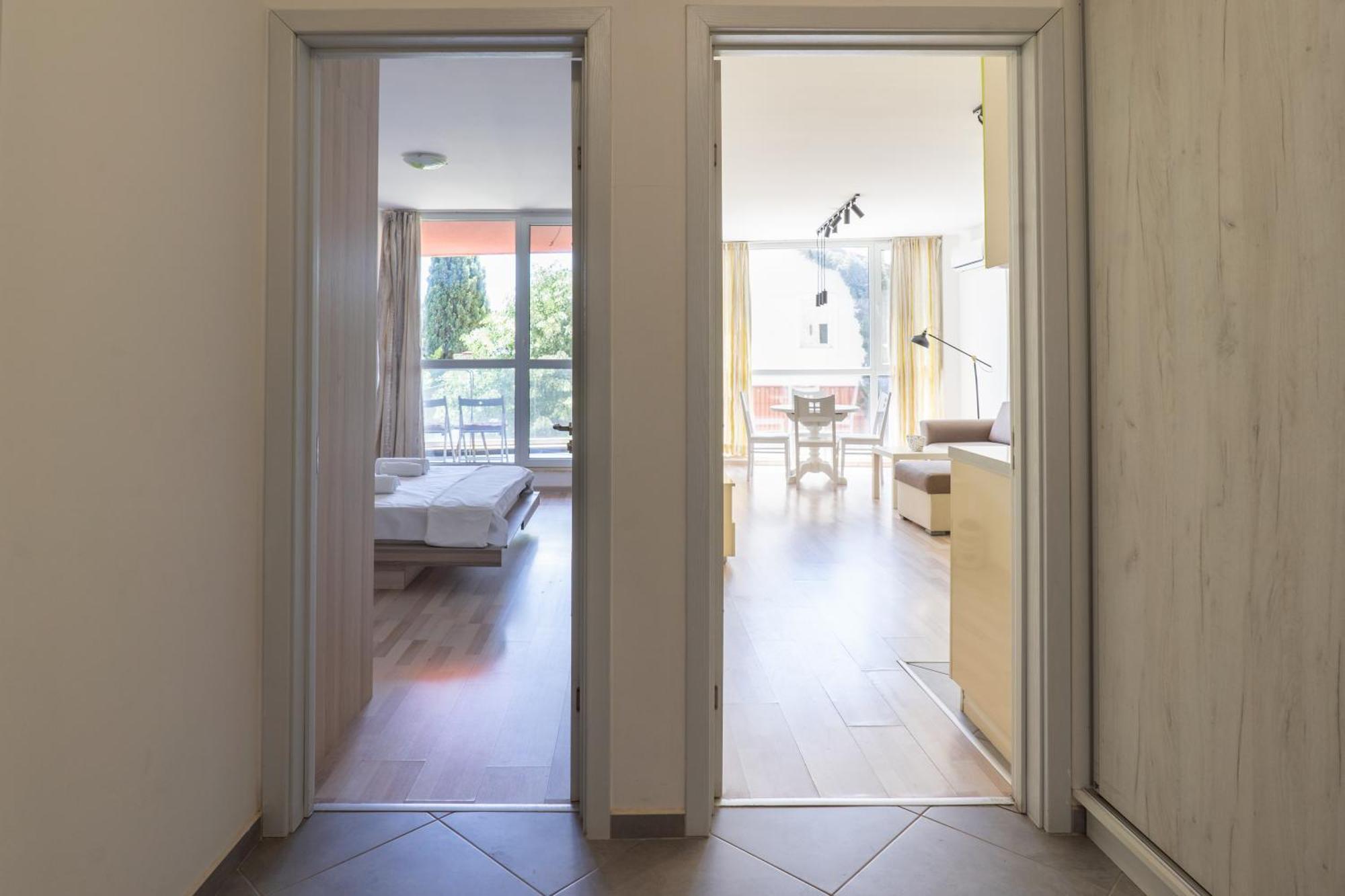 Appartamento Sunny Flat With Pool *